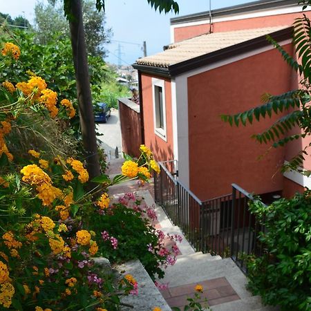 B&B La Casa Rossa Paola Kültér fotó