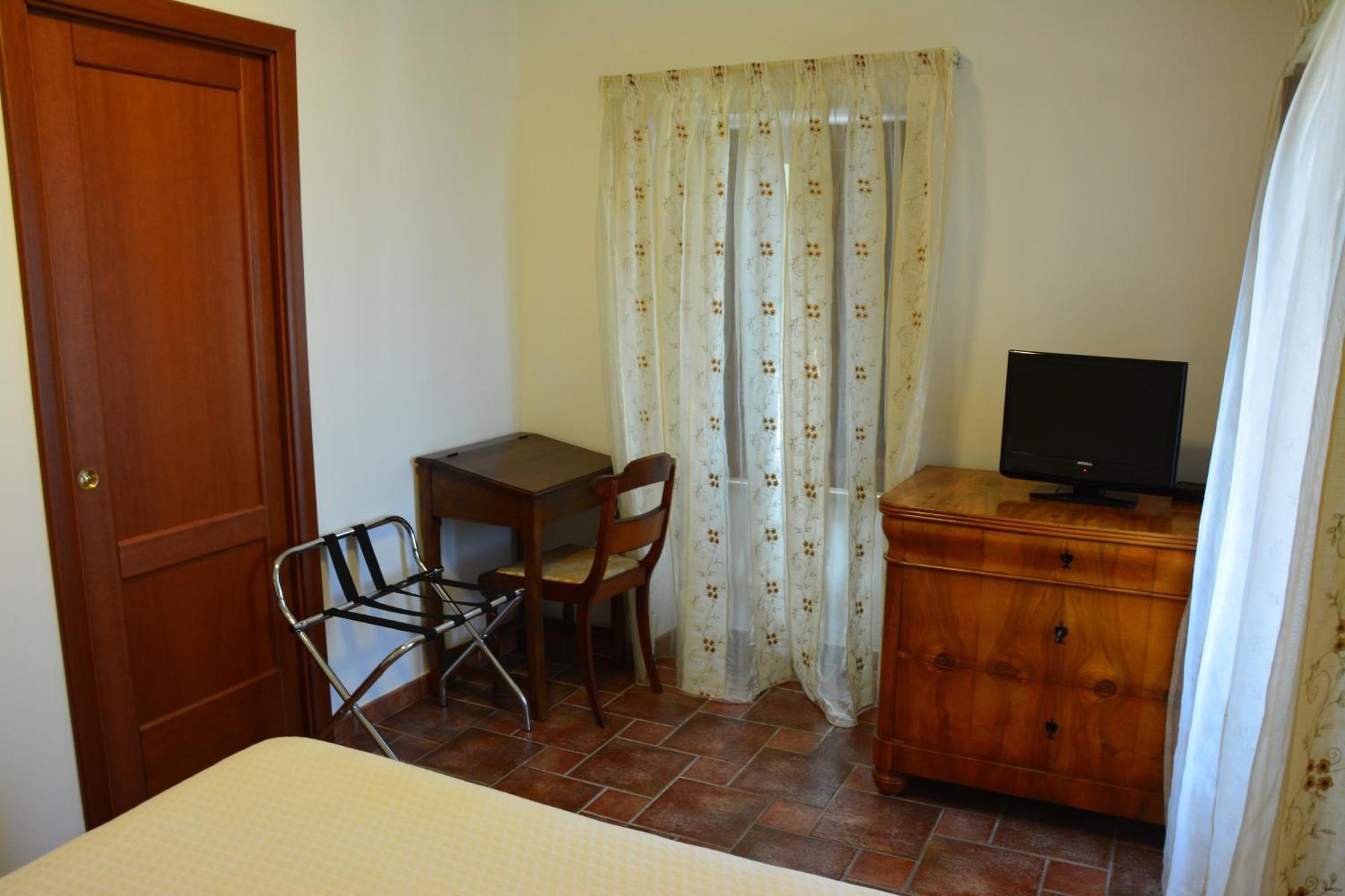 B&B La Casa Rossa Paola Kültér fotó