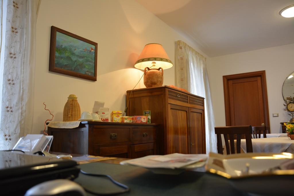 B&B La Casa Rossa Paola Kültér fotó
